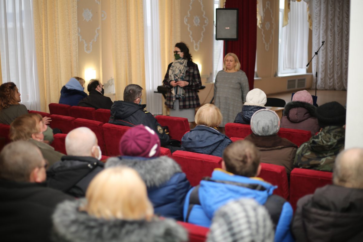 Поговорили о насущном: в Бобруйске обсудили проблемы незрячих и слабовидящих людей