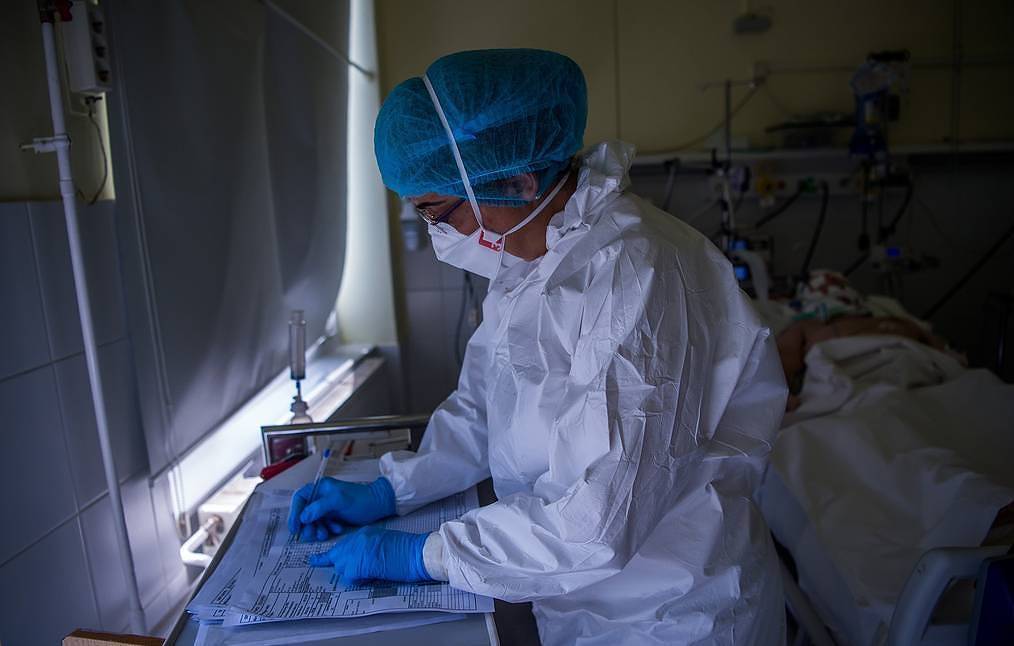 В мире за сутки выявили более 644 тысяч заразившихся коронавирусом
