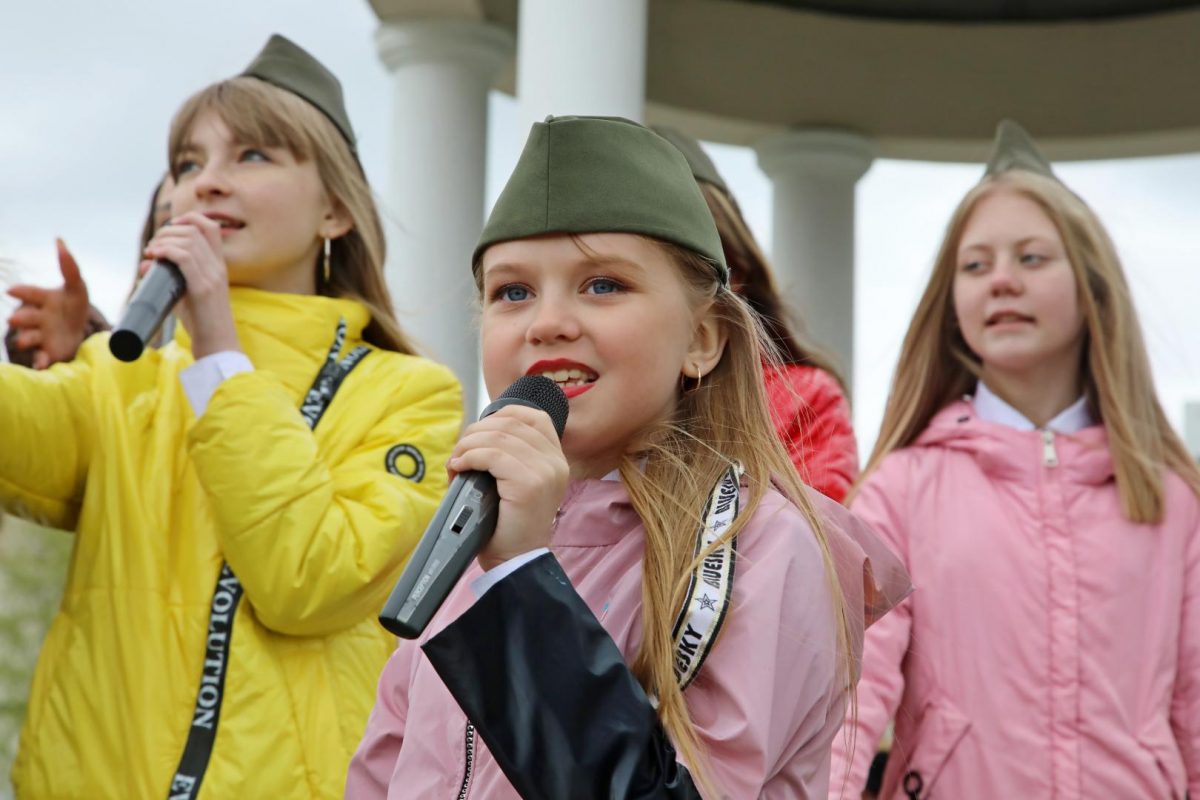 Районный праздник «Сохраняя память поколений» прошел в Молодежном парке Бобруйска