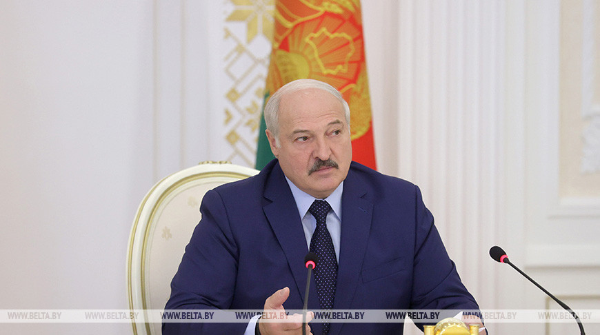 Лукашенко: использование санкций для давления на страну – это шантаж в международном масштабе