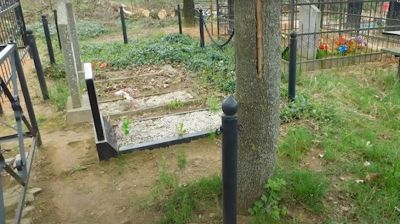 В Бобруйском районе раскрыта серия краж металлических ограждений с кладбищ
