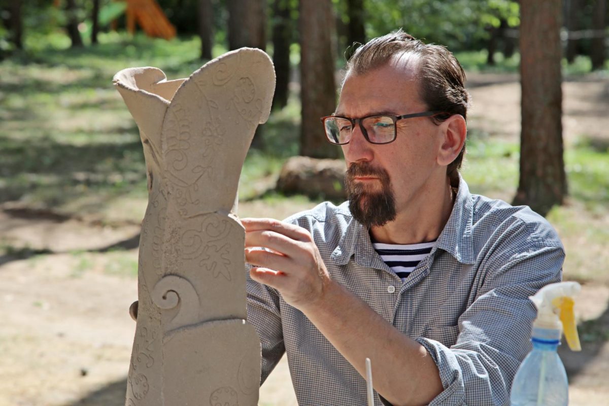 Под Бобруйском проходит XVII Международный пленэр по керамике «АРТ-Жыжаль»