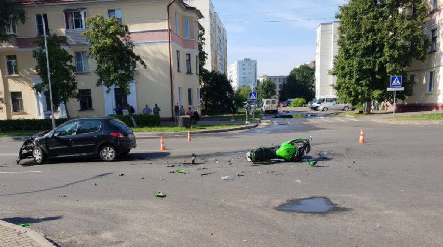 В Бобруйске в аварию попал мотоциклист, который 138 раз привлекался к ответственности за нарушение ПДД