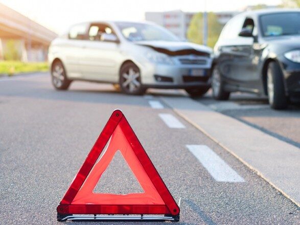 На трассе Бобруйск-Мозырь столкнулись легковушки. Трехлетняя девочка в реанимации