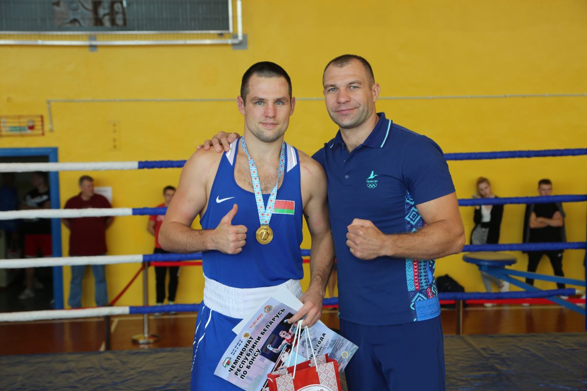В Бобруйске проходят финальные поединки Чемпионата Республики Беларусь по боксу