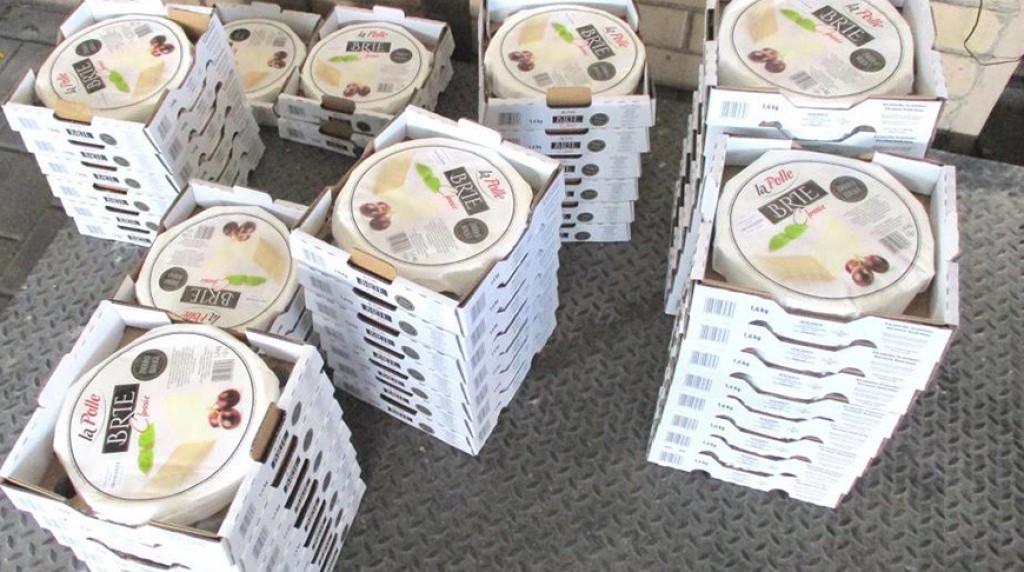 Более 860 кг сыра пытались незаконно ввезти среди запчастей через белорусско-польскую границу