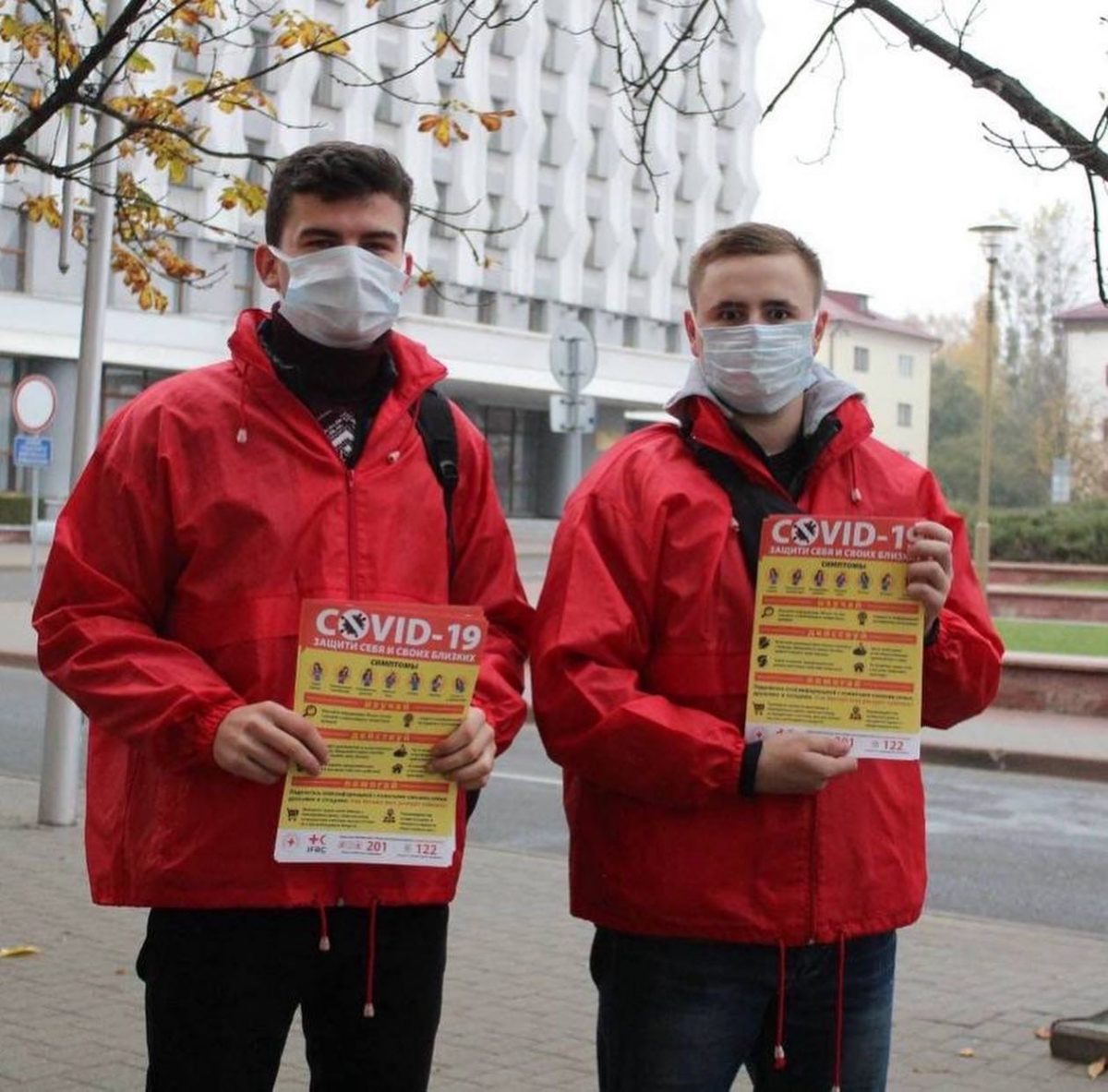 Волонтеры БРСМ отправились в информационный рейд по Бобруйску