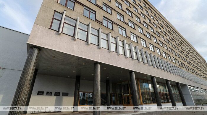 Минздрав прокомментировал приостановку плановой медпомощи