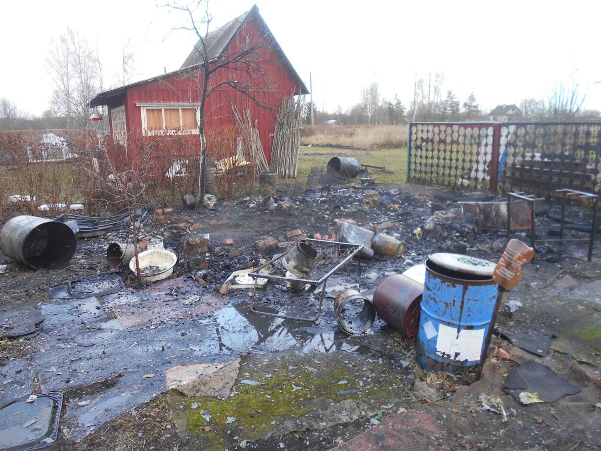 Огнем уничтожено имущество в СТ «Машиностроитель»