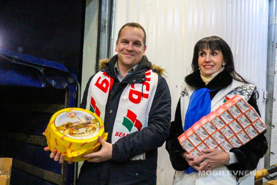 Продовольственную помощь для беженцев передала областная организация «Белая Русь»