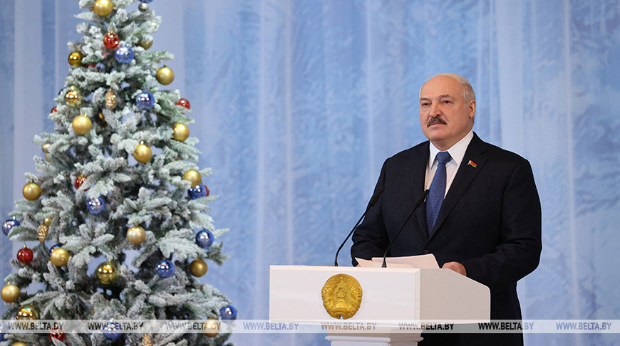 Лукашенко: каждый маленький белорус на деле знает, что бесконечно дорог и нужен своей стране