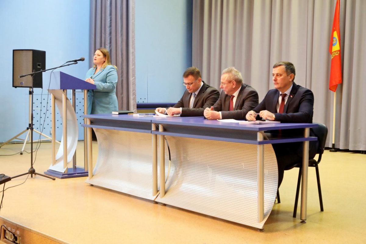 На ОАО «ТАиМ»» состоялась встреча по всенародному обсуждению проекта изменений и дополнений Конституции Республики Беларусь