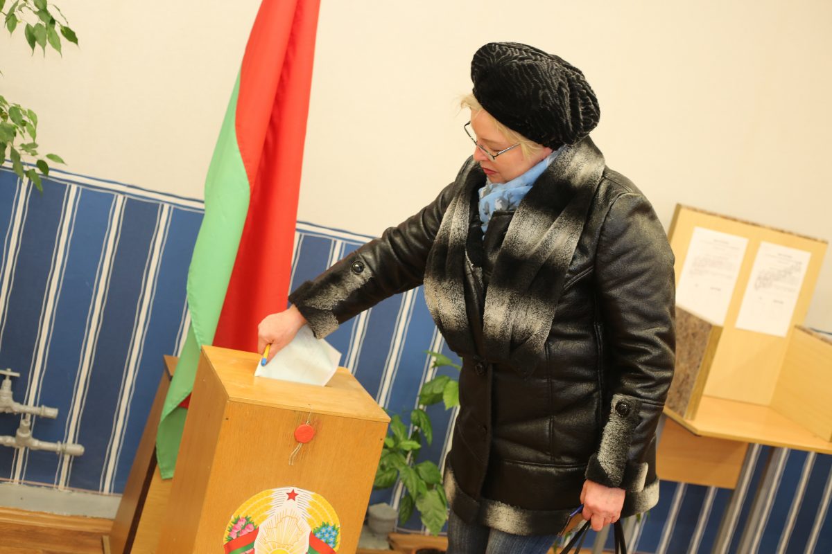 Досрочное голосование в Бобруйске не сбавляет оборотов