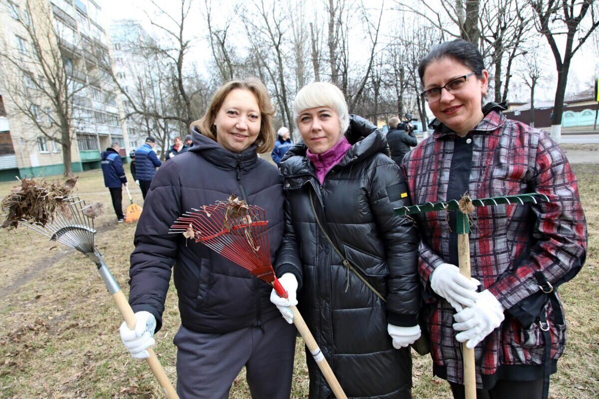 Погода не помеха, если есть настрой! В Бобруйске прошел районный субботник