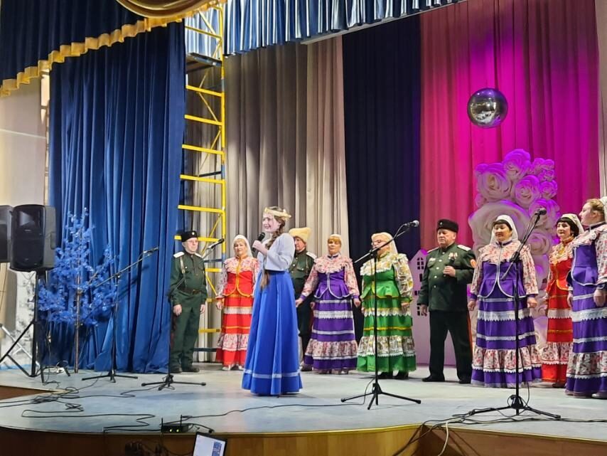 Казачий ансамбль «Вольница» выступил в санаториях