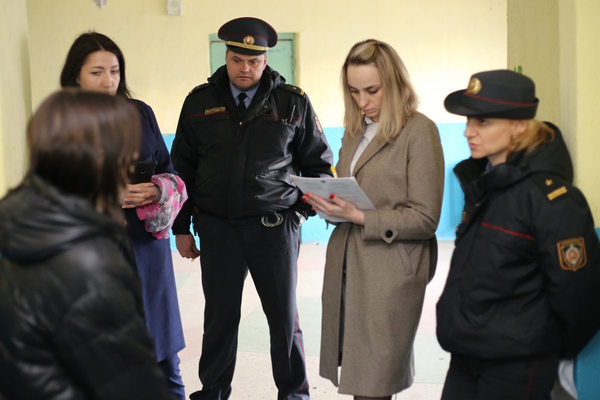 В рамках акции «Дом без насилия» в Бобруйске прошел рейд по неблагополучным семьям