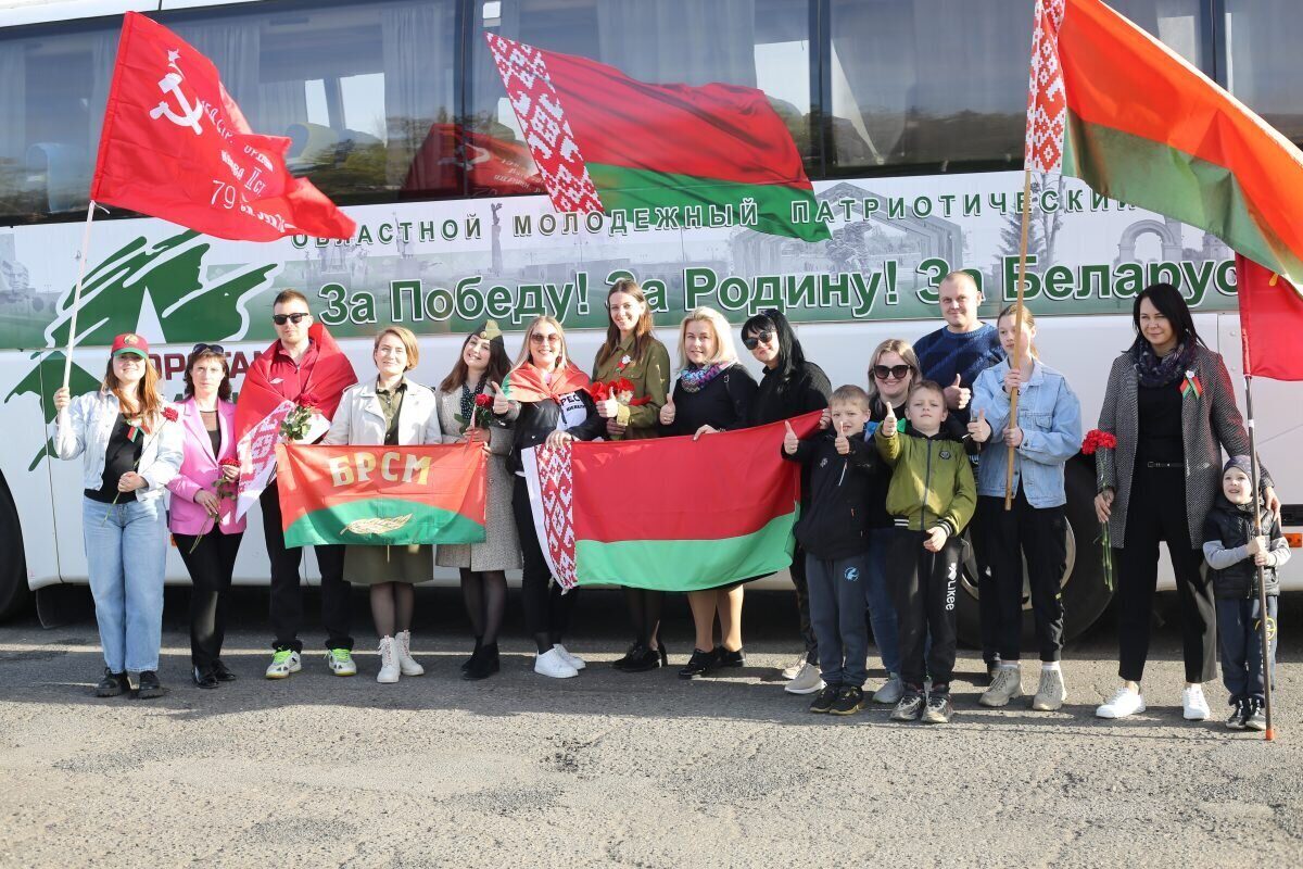 Бобруйск встретил молодежный областной патриотический проект «Дорогами Памяти и Славы»