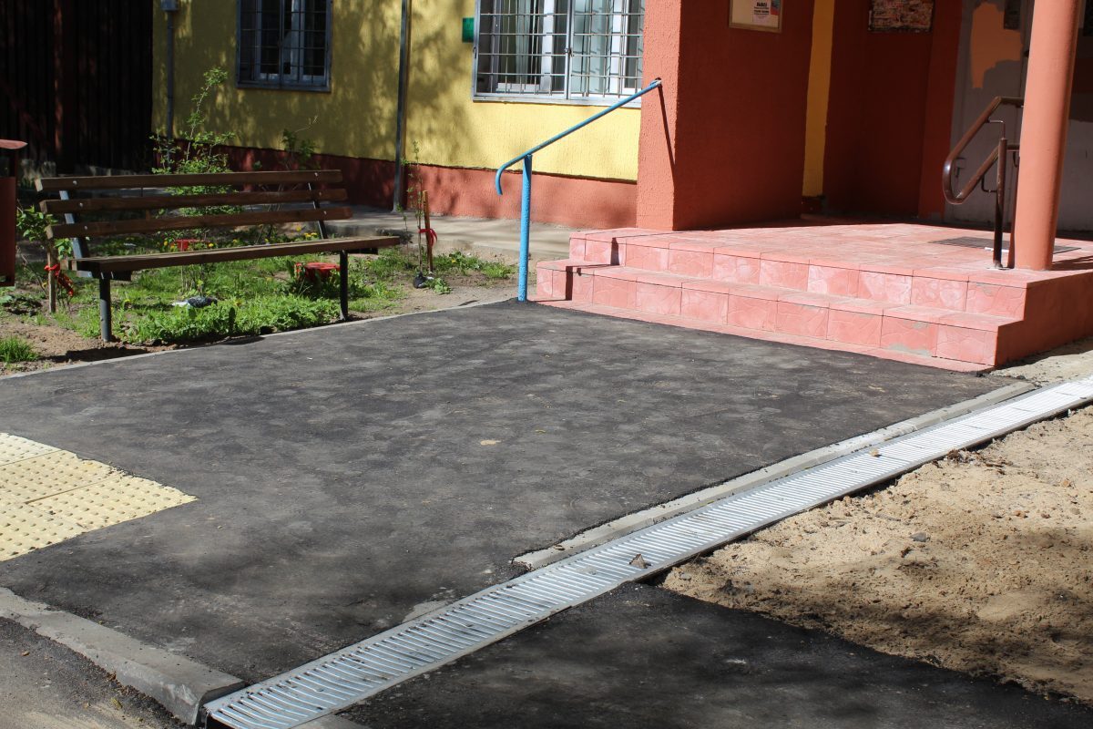 В городе проводят дорожные работы и капремонт жилья по плану