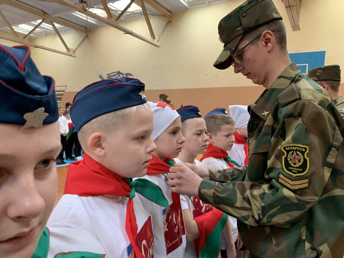 Учащиеся школы №10 побывали в музее под открытым небом и подготовились к военно-патриотической игре «Орленок»