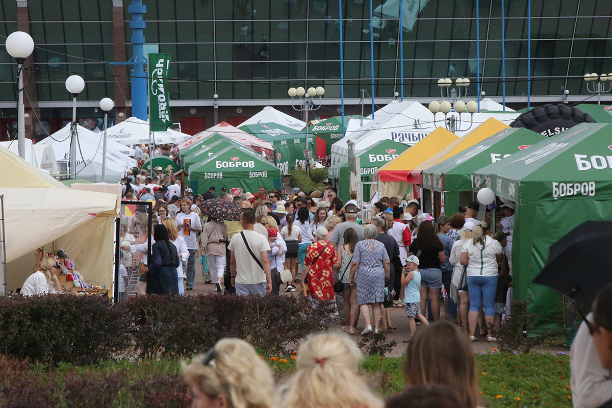 Территория «Бобруйск-Арены» сохранила чистоту и порядок после фестиваля
