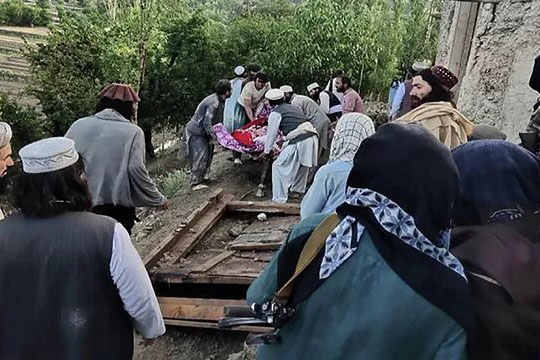 Число погибших при землетрясении в Афганистане превысило тысячу