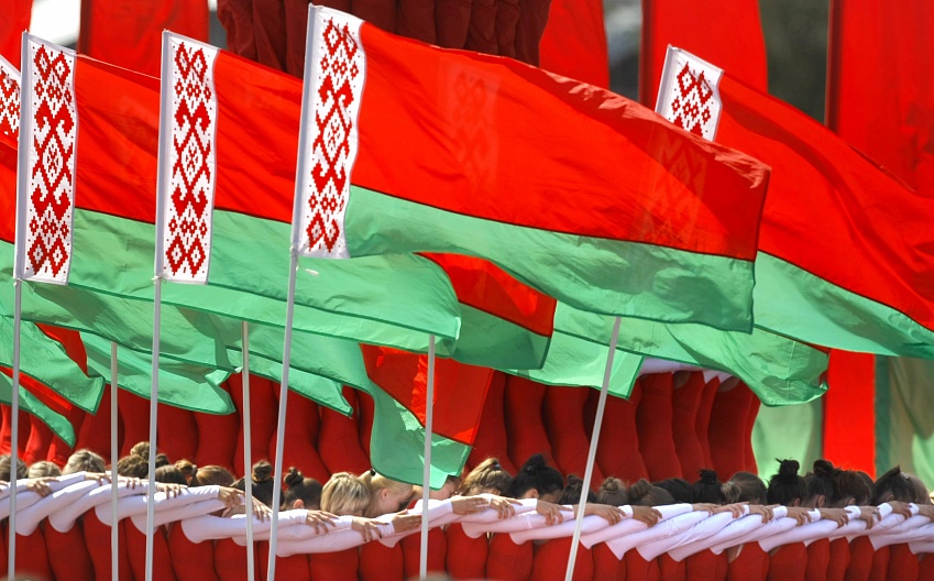 Поздравление председателя горисполкома Александра Студнева с Днем Независимости Республики Беларусь