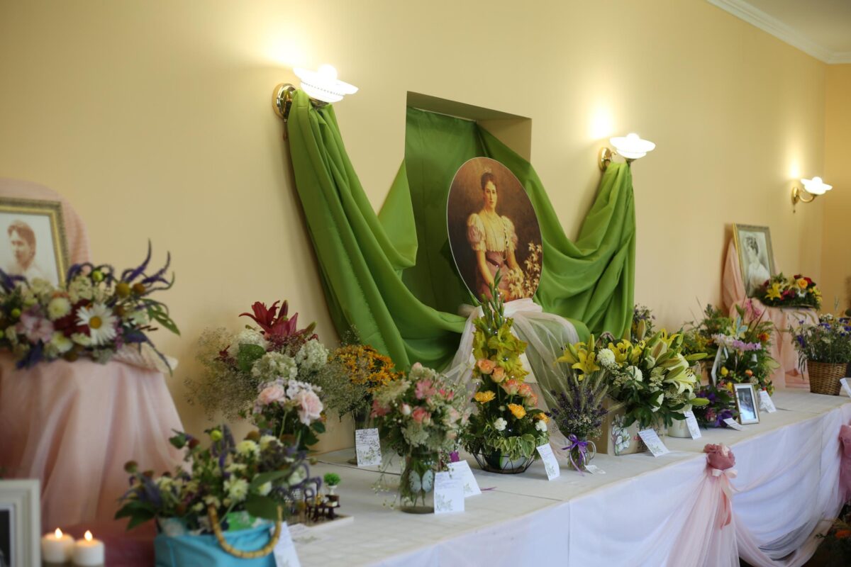 V выставка-конкурс «Цветы для Святой Елисаветы» до 19 июля работает в Бобруйске (обновлено)