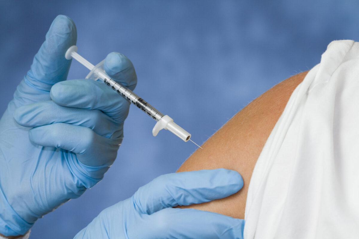 Единая система учета вакцинированных против COVID-19 начала работу в Беларуси
