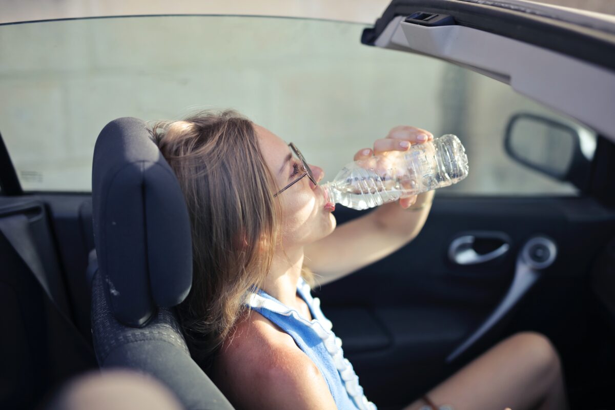 ГАИ рекомендует из-за жары отказаться от дальних поездок в авто без кондиционера