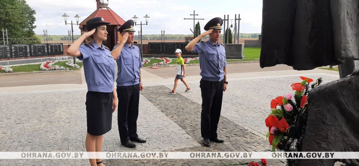 Мемориальный комплекс в деревне Борки – символ всех сожжённых деревень Могилевской области