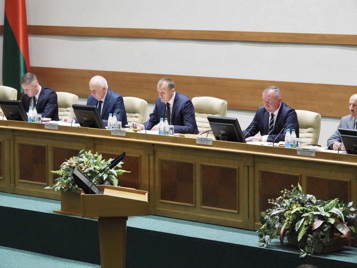 Исаченко: для развития региона необходимы инвестиции, экспорт и потребительский рынок