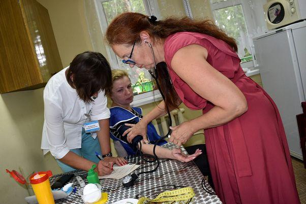 Бобруйские медики начали серию профилактических мероприятий в рамках проекта «Глуша — здоровый поселок»