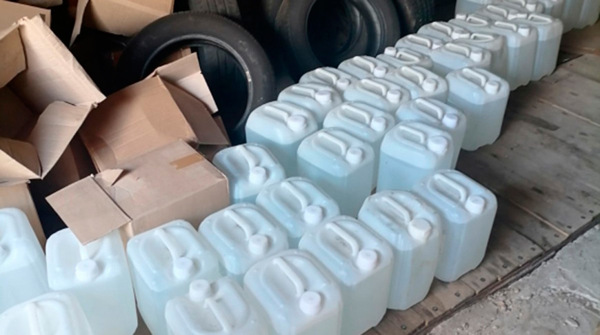 Более 5 тонн спиртосодержащей жидкости изъяли в Бобруйске
