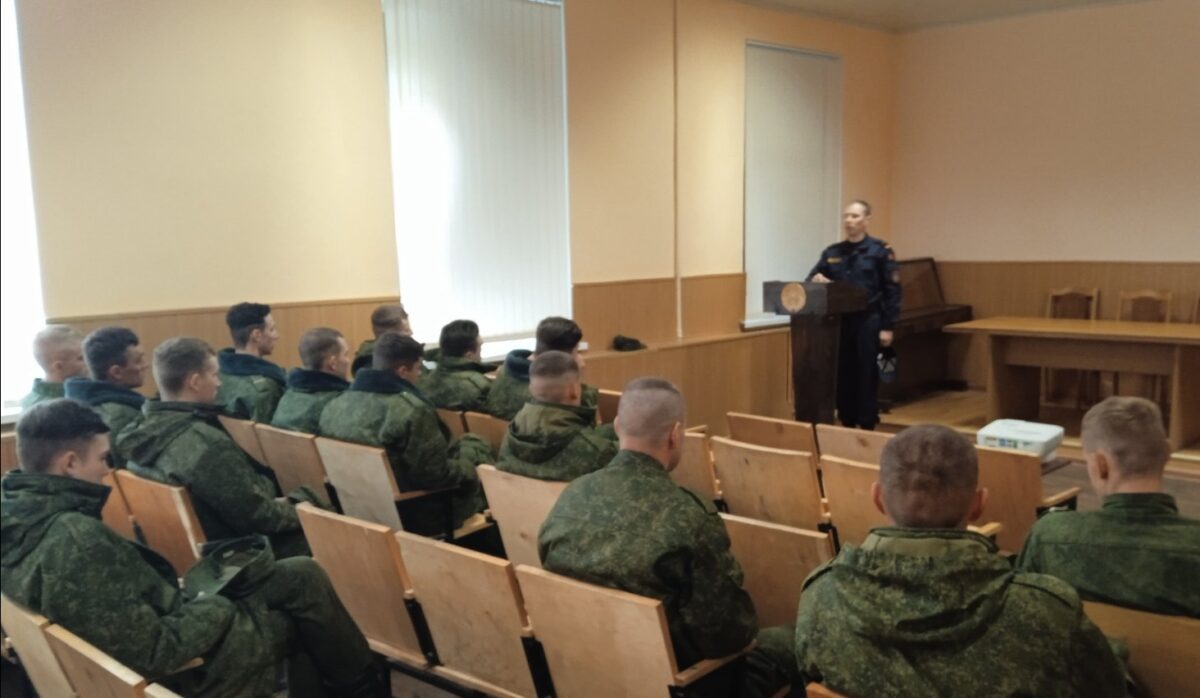 Беседа по вопросам профилактики преступлений прошла в Бобруйске