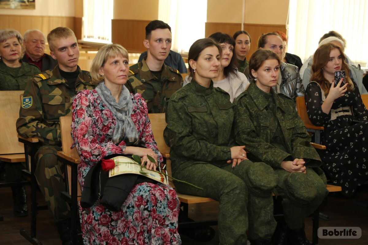 В 147 зенитном ракетном полку прошло чествование матерей военнослужащих срочной военной службы