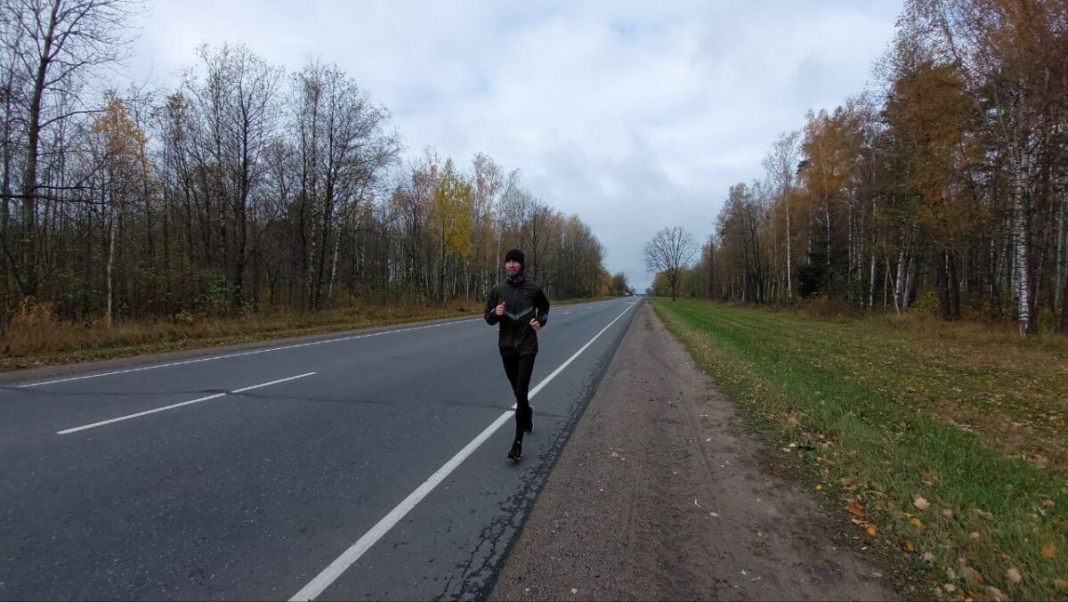 70 км за один день! Сотрудник Бобруйского отдела Департамента охраны пробежал юбилейный марафон