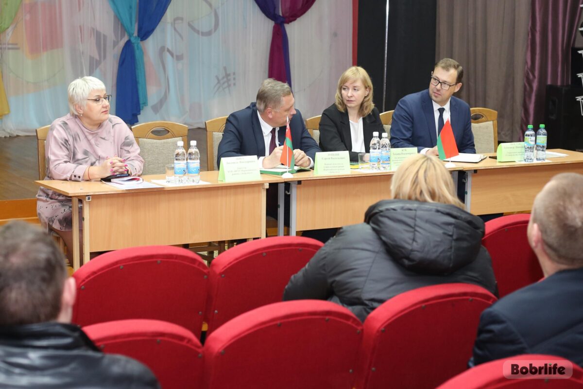 В Первомайском районе прошли публичные слушания по вопросам ЖКХ