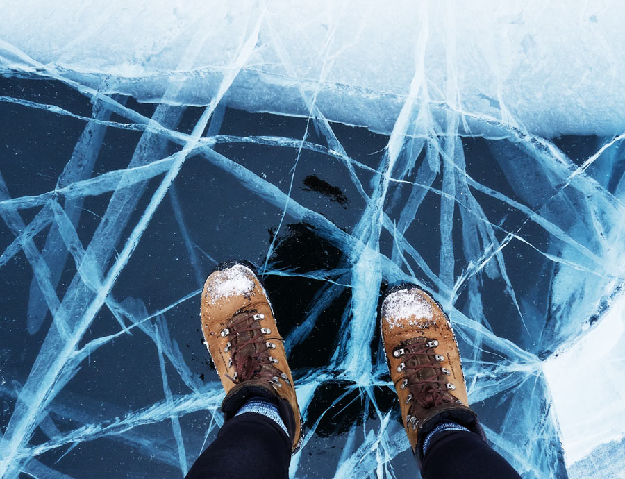 В Могилёвской области запрещено выходить на водоёмы, пока толщина льда не достигнет 7 см