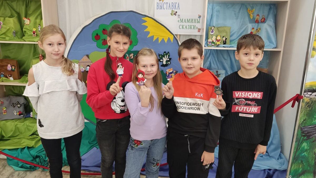 Выставка «волшебных пальчиков» Татьяны Косиновой представлена в Центре досуга и творчества
