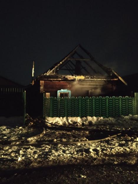 В Кировском районе горел дачный дом