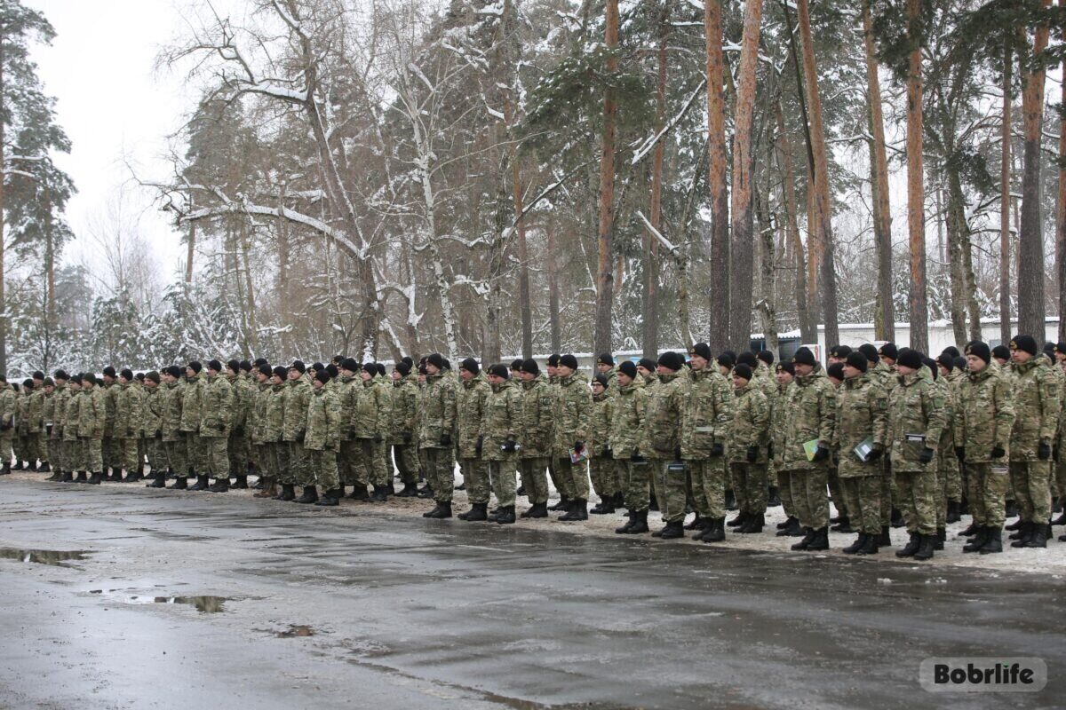 На комплексном занятии военнослужащим в/ч 5527 рассказали о требованиях безопасности