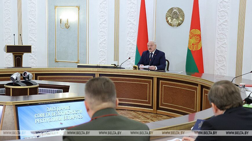 Какой будет обновленная Концепция нацбезопасности. Подробности заседания Совбеза во главе с Лукашенко