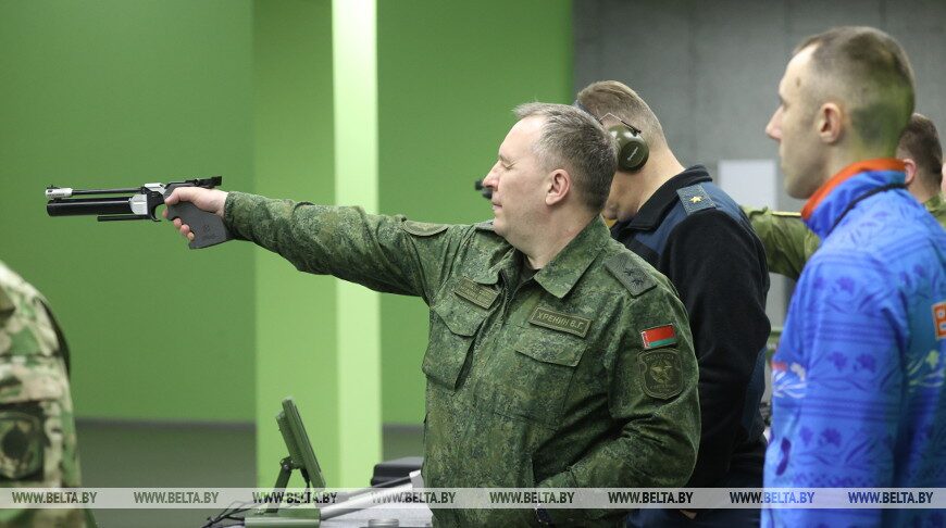 Хренин о чемпионате по стрельбе среди силовиков и госорганов: мужчина должен уметь владеть оружием