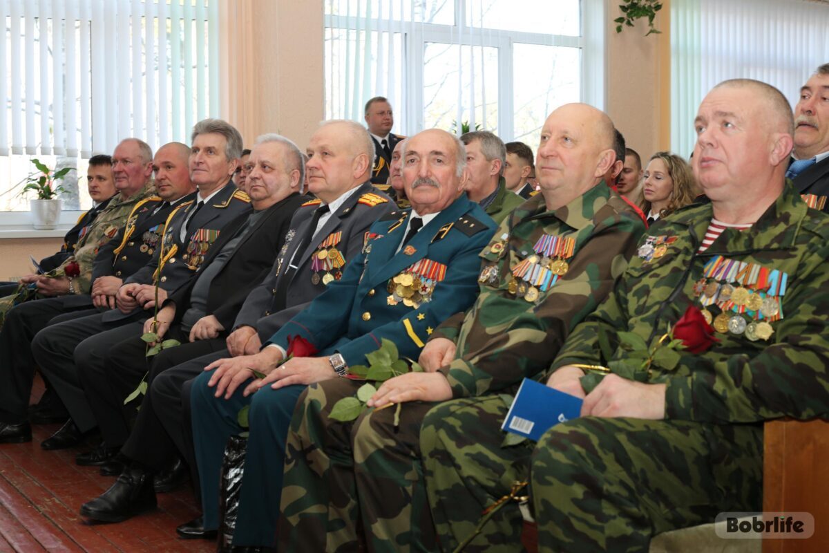 «Солдат войны не выбирает!»: в войсковой части 5527 состоялась встреча