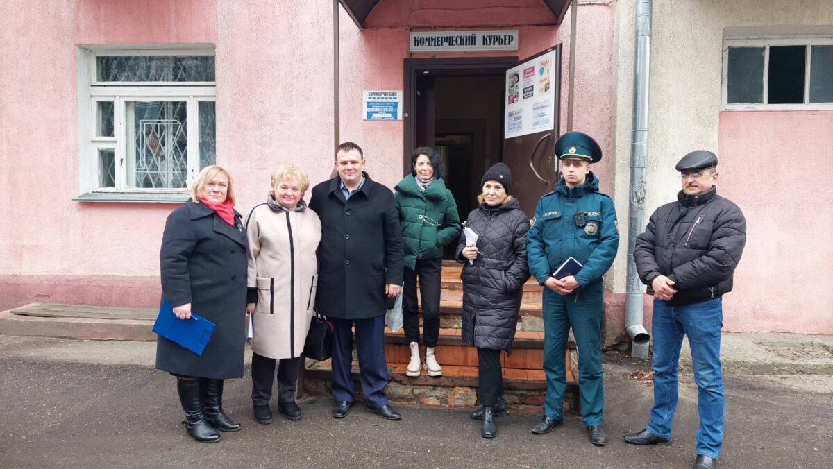 В Бобруйске городская мобильная группа с профсоюзами проверила соблюдение законодательства об охране труда