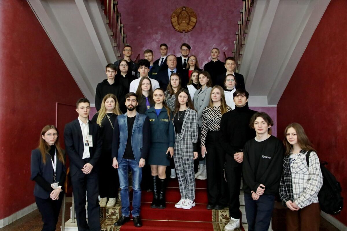 Молодежный парламент побывал с экскурсией в Бобруйском горисполкоме