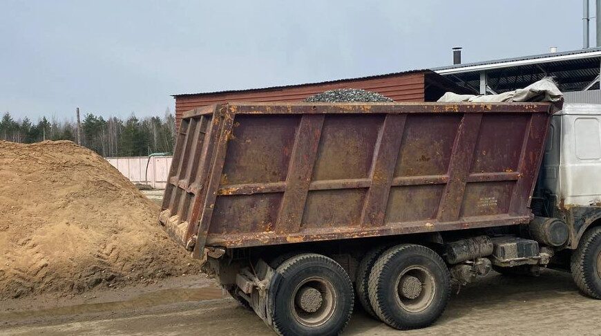 В Осиповичском районе при незаконной продаже 35 тонн щебня задержали сотрудника предприятия