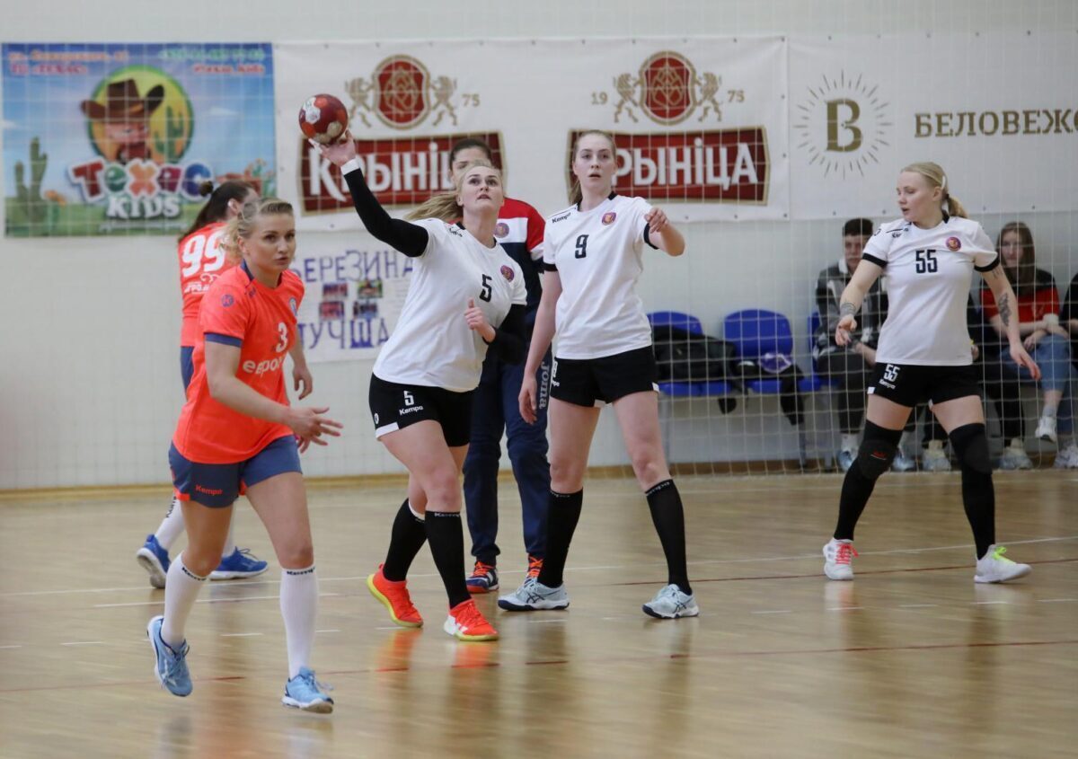 Бобруйская «Березина» борется за выход в полуфинал