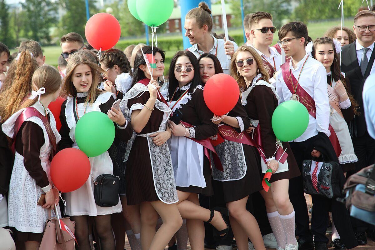 Сколько стоит образ на выпускной, подсчитаем?