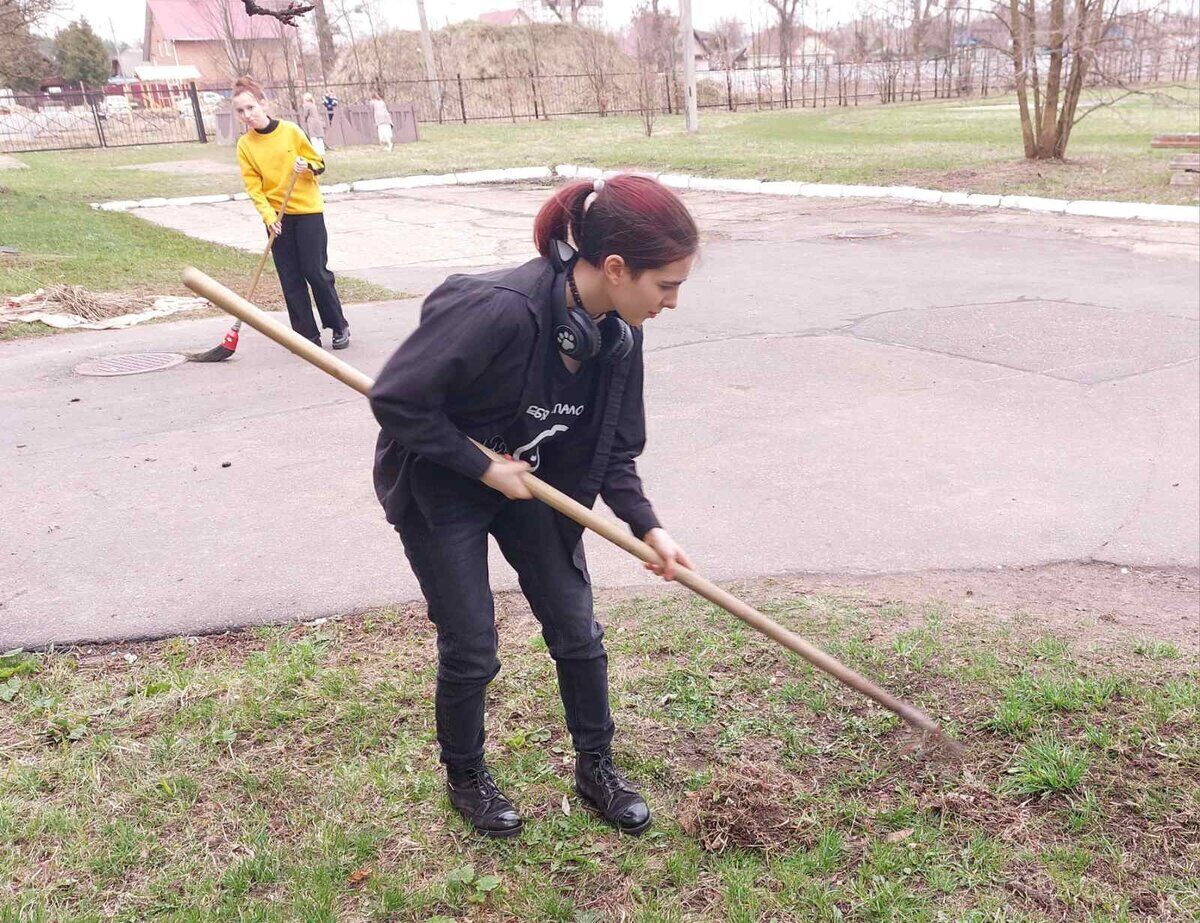 Колледж имени Ларина принимал активное участие в субботнике